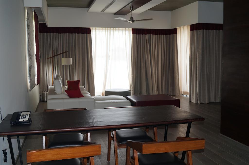 Hotel Xandari Harbour Kochi Exterior foto
